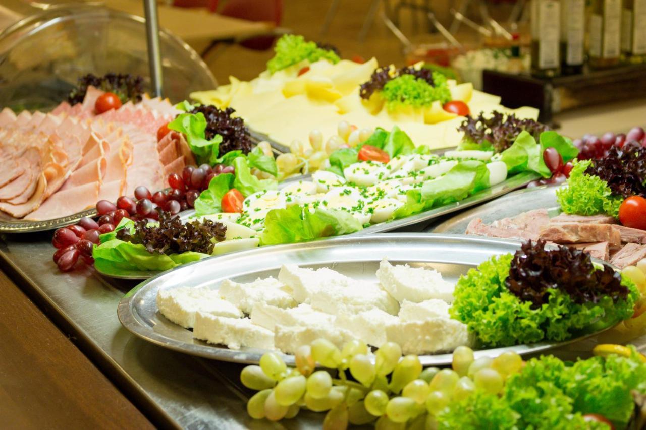 Wm Hotel System Sp. Z O.O. Krakow Ngoại thất bức ảnh